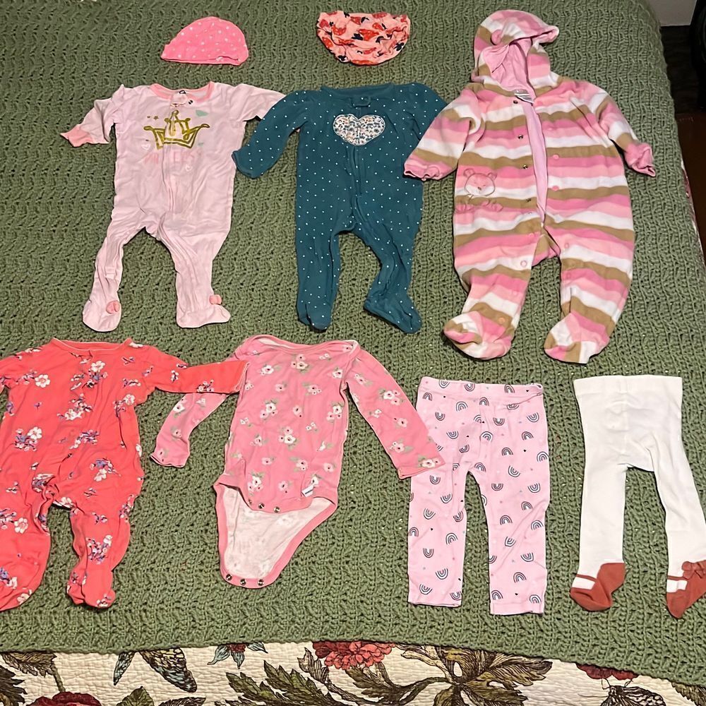 Baby Clothes - 6 months (24 items) - Picture 3 of 3